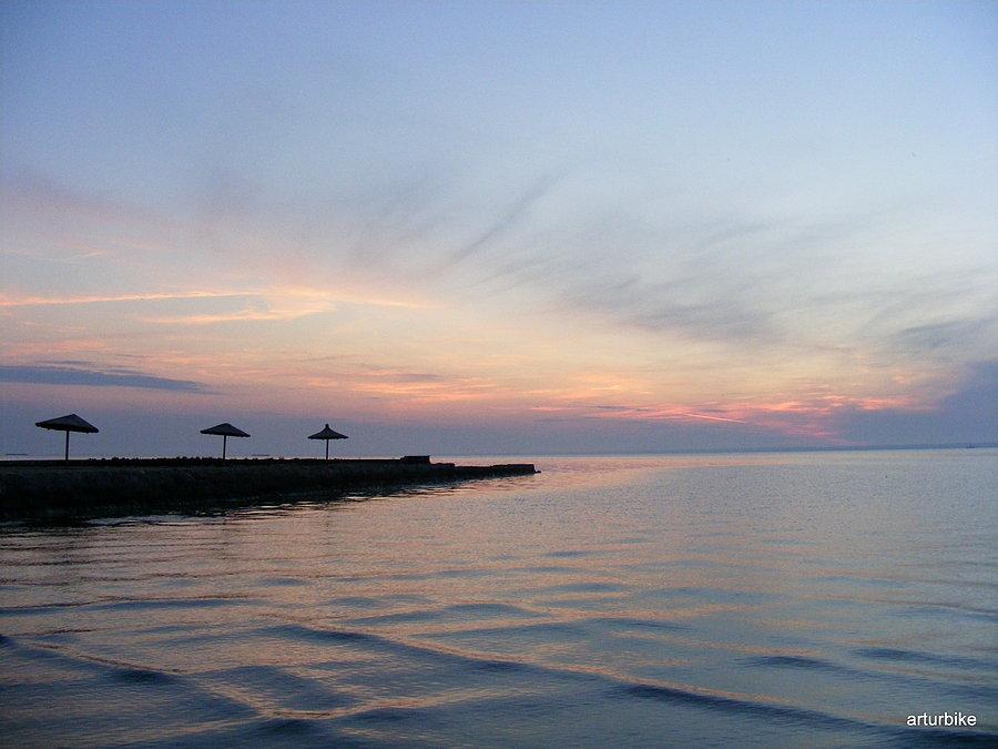 Tak wygląda horyzont z perespektywy plaży w Kadynach
