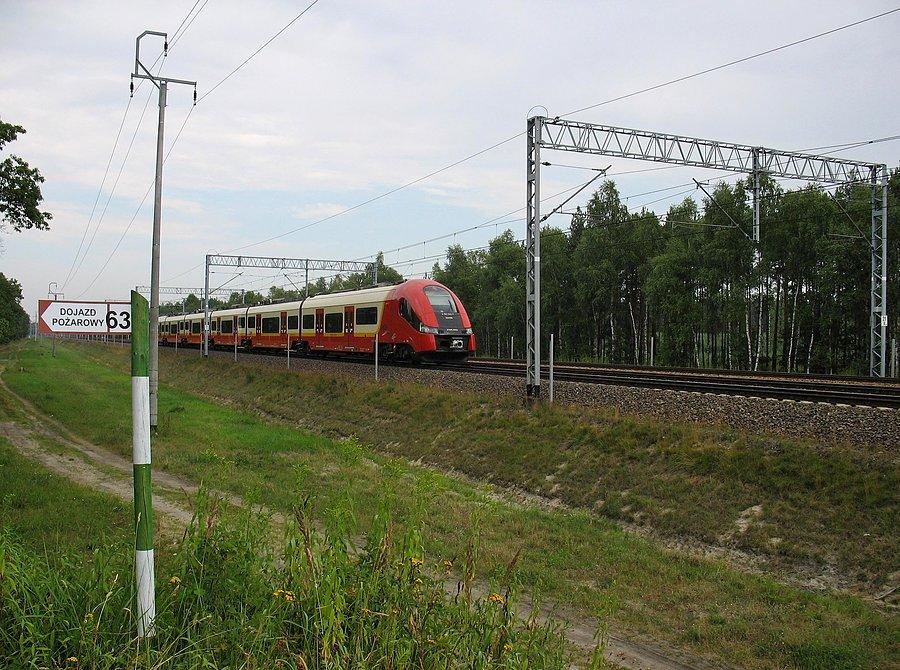 Linia kolejowa pod Choszczówką