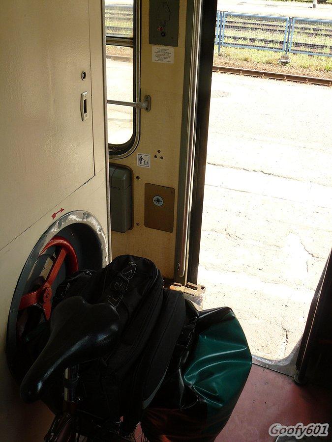 Koleje Śląskie - jakoś sie zmieścił ;)