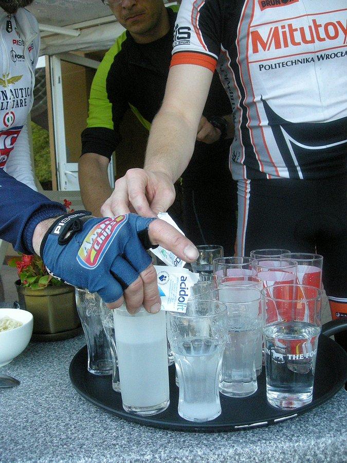 Orbita 450 - Acidolit, preparat nawadniający jest dzisiaj dla nas zbawienny