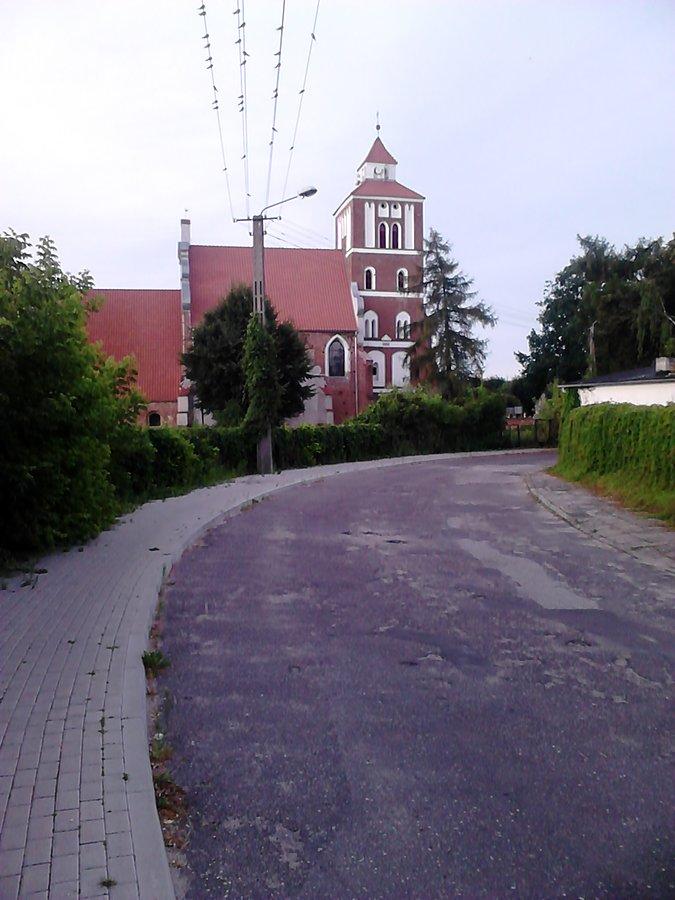 Zabytkowy kościół w Nieszawie