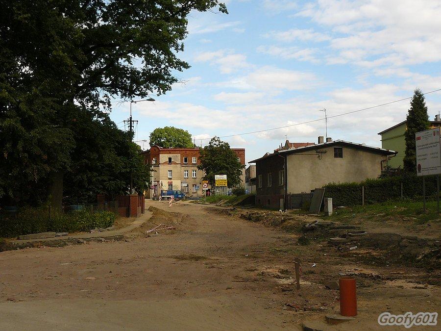 Obłoczki nad Mikulczycami - teraz widać bo drzewa zniknęły :P