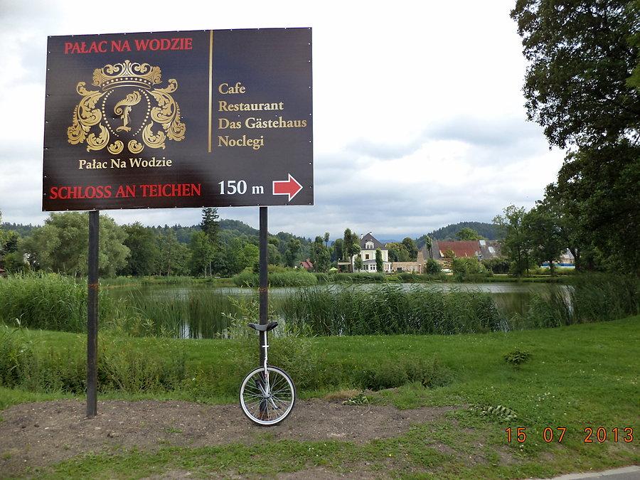 Pałac na Wodzie (nie dosłownie ;) ) w Staniszowie