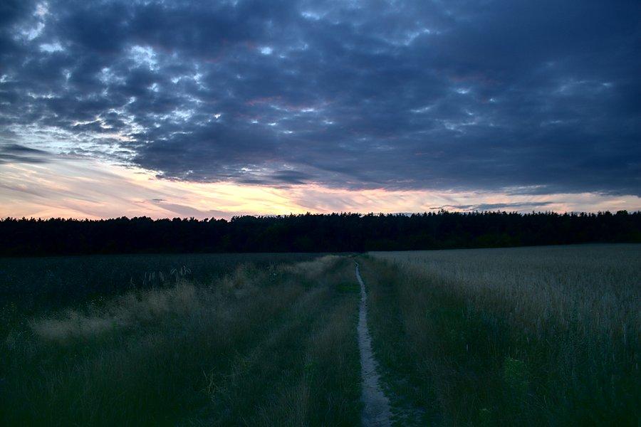 Słońce za horyzontem zniknęło