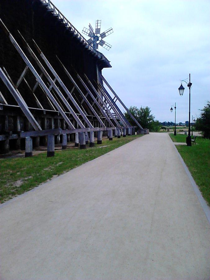 Wyremontowane alejki