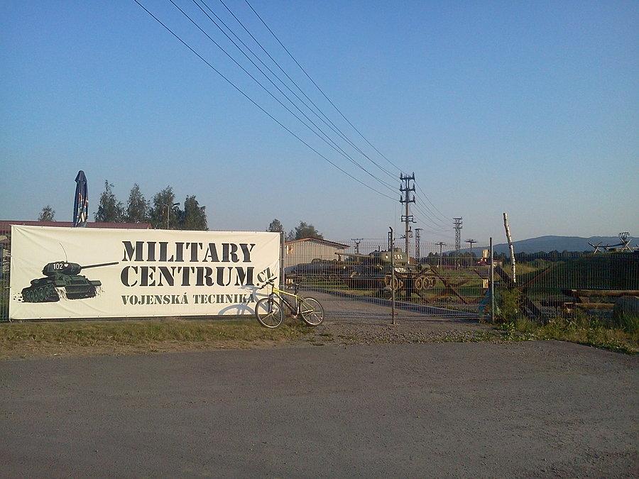 Nawsie park militarny