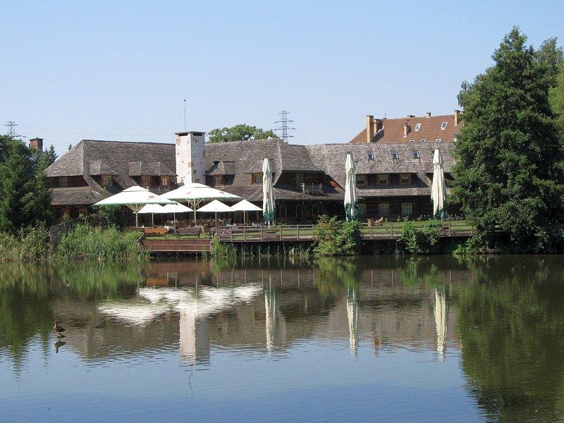 Restauracja nad stawem - Poznań Antoninek