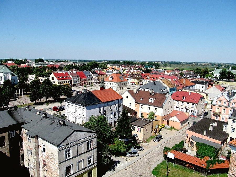 Widok z baszty na rynek w Łęczycy