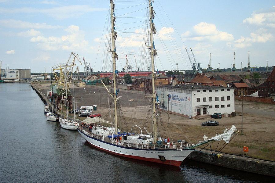STS Fryderyk Chopin