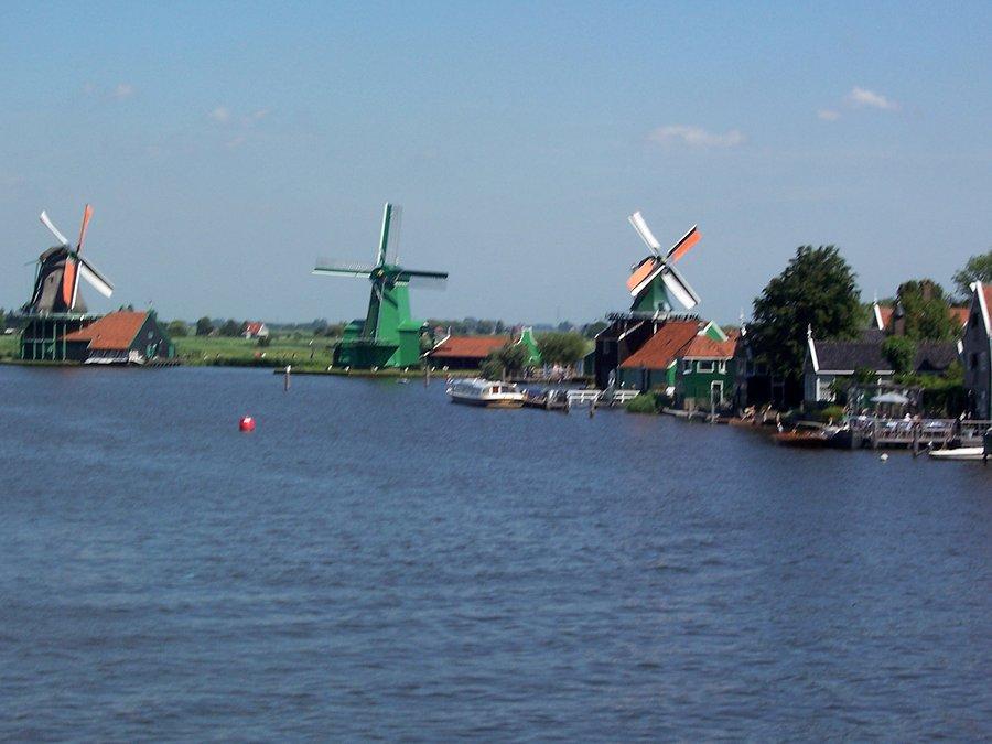 Holenderskie wiatraki