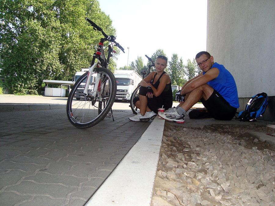Kawa na stacji w Ostrowie