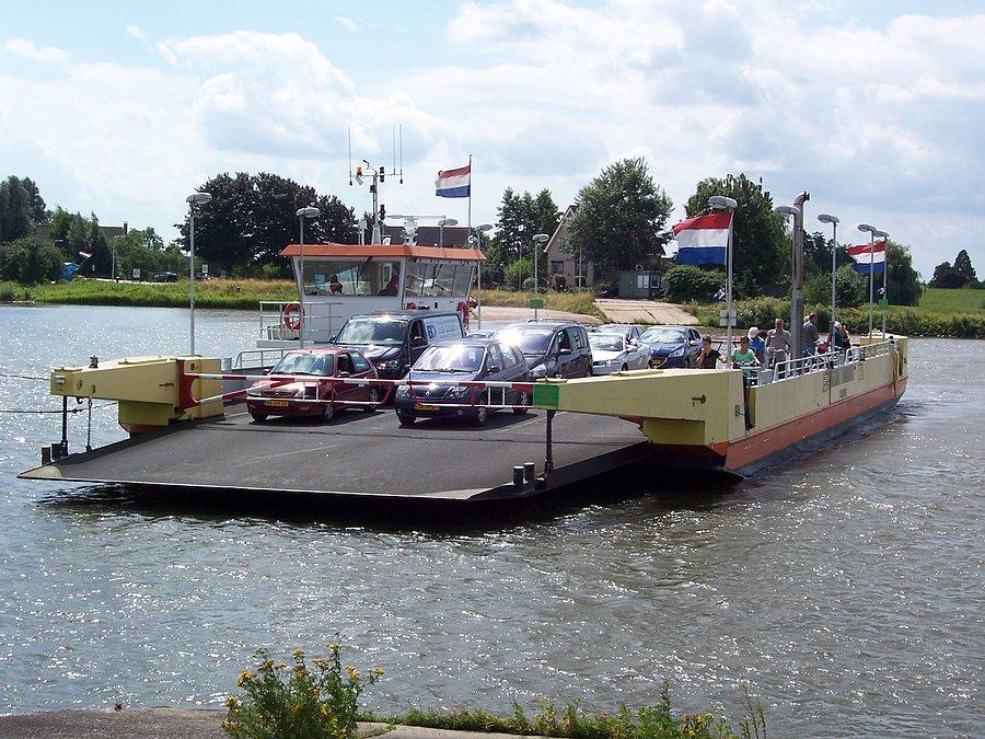 Przeprawa promowa