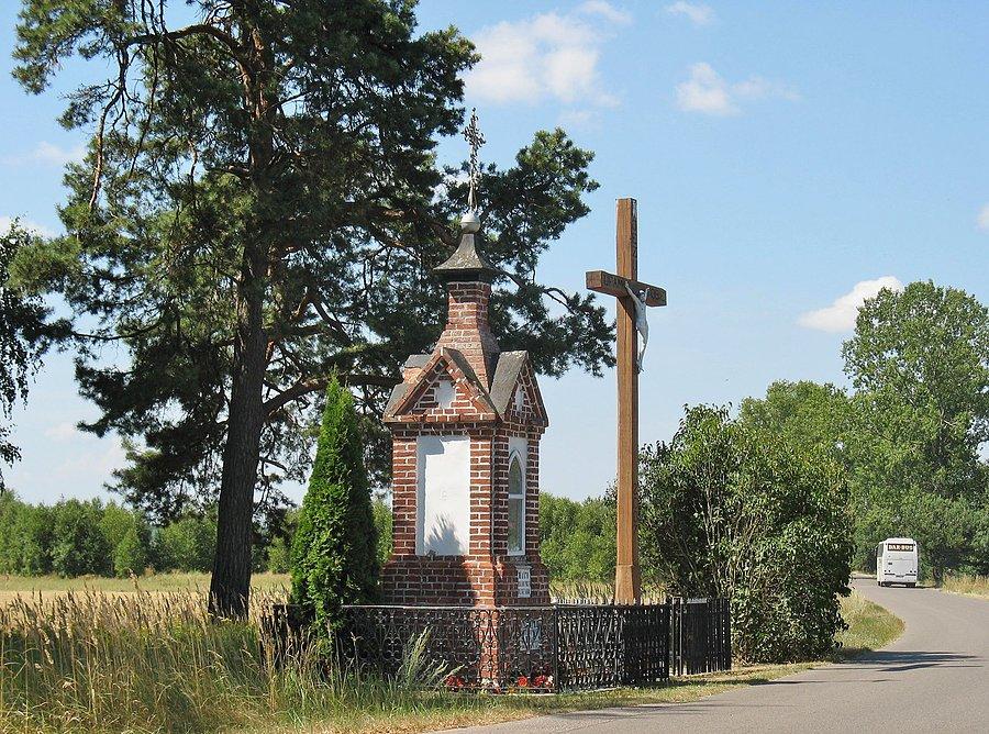 Szynkarzyzna wita kapliczką