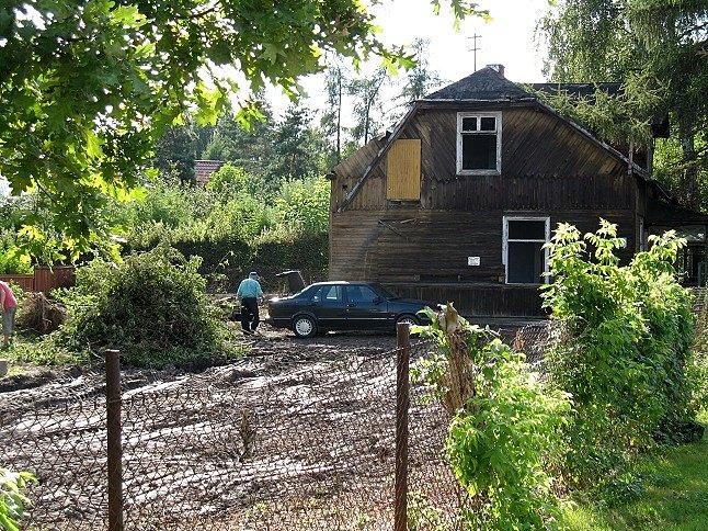 Niedługo nic nie pozostanie po drewnianej ruderze