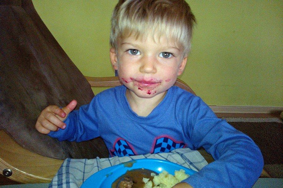 Kacper przy obiedzie