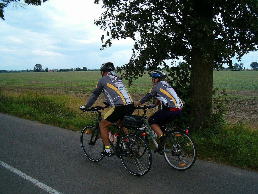 12-08-2013. Artur i Patrycja na ulicy w drodze do Tczewa