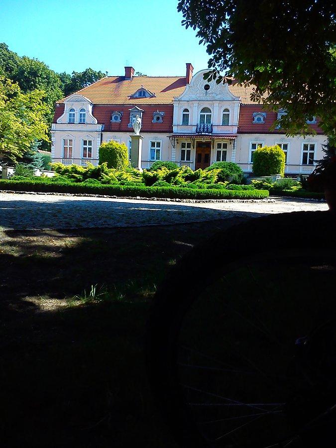 Pałacy w Otorowie