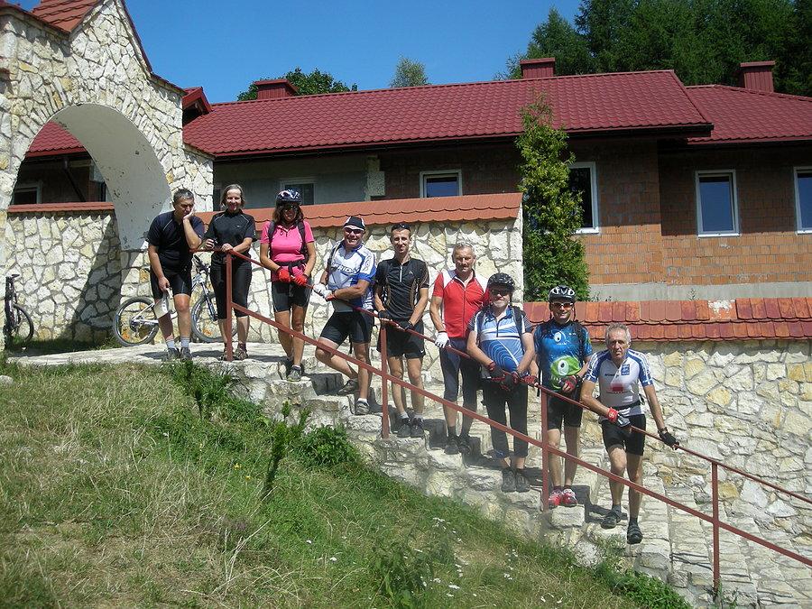 Jurajska Zlotówka 2013 - docieramy do Pustelni w Czatachowej