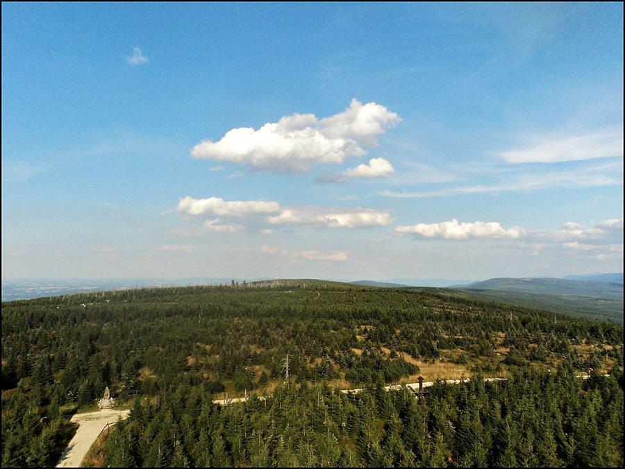 Widok z wieży widokowej na Smrku; 4