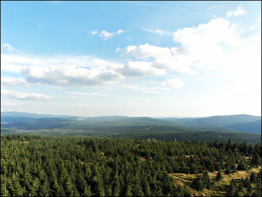 Widok z wieży widokowej na Smrku; 5