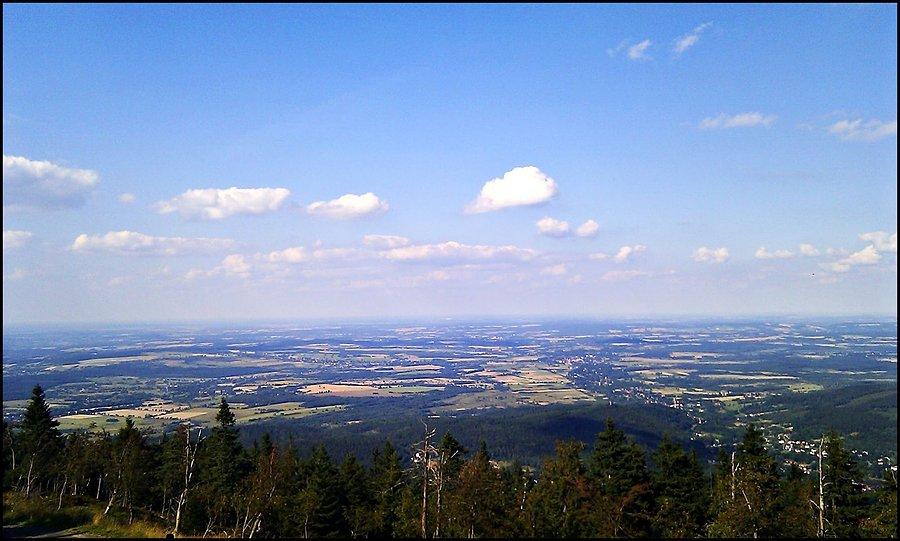 Widok na Świeradów i okolice