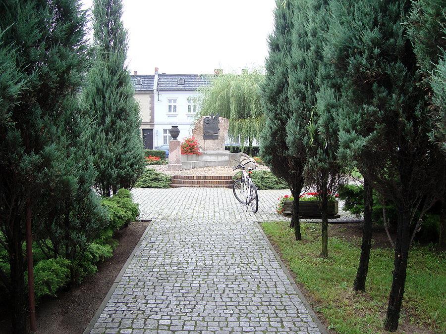 Rynek w Dobrzycy