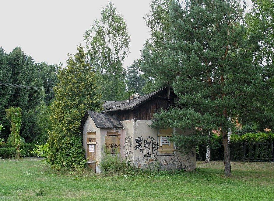 Opuszczony dom w Podkowie Leśnej