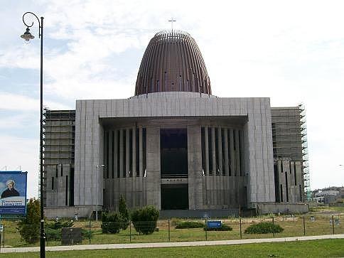 Nieukończone dzieło zakończonego żywota prymasa Józefa Glempa - świątynia Opatrzności Bożej