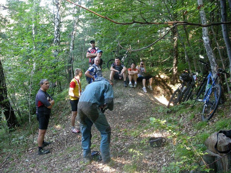Jurajska Zlotówka 2013 - przy otworze Jaskini Kryształowej