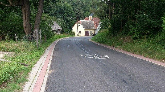Widok w dół na jeden z bardziej stromych fragmentów