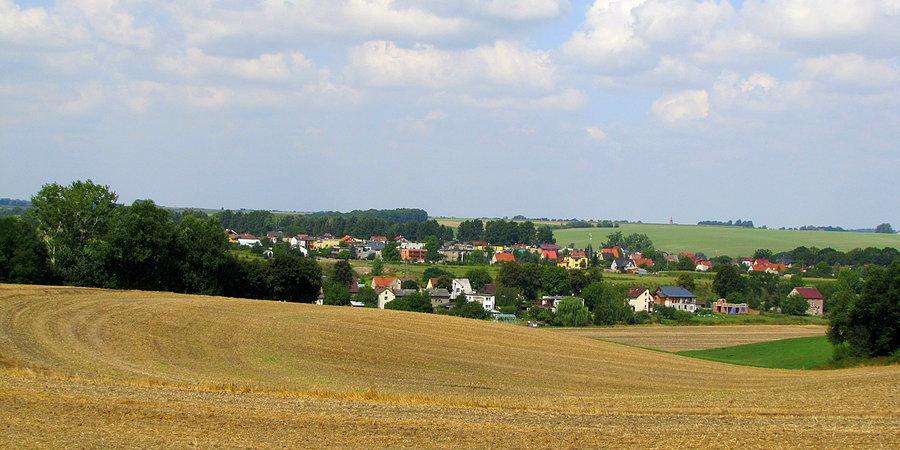 W drodze do miejscowości Ściborzyce Wielkie a widać chyba Kozłówki