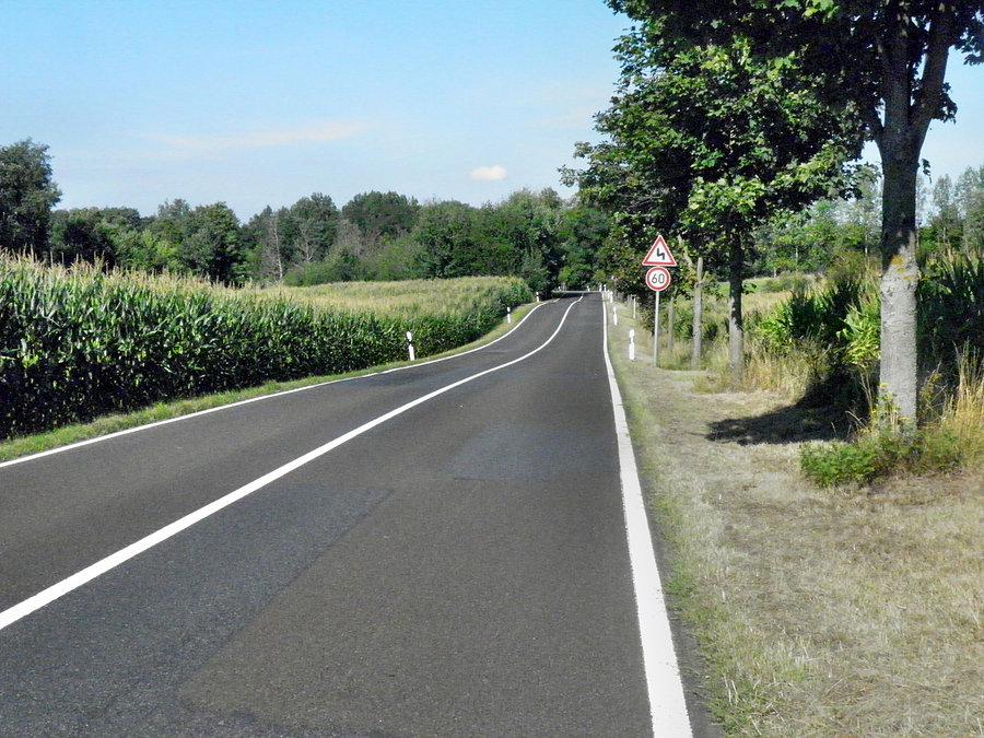Urocza droga Nadrensee - Krackow 5 km prawie bez aut