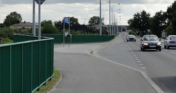 Nowe zatoczki i ścieżka rowerowa w Sielczyku