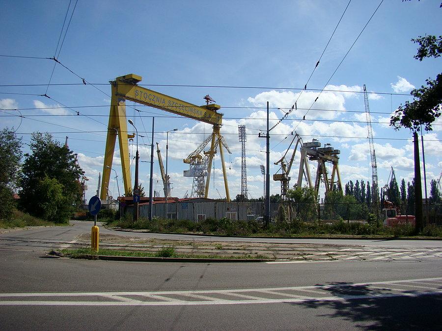 Ze słynnej stoczni zostały suwnice