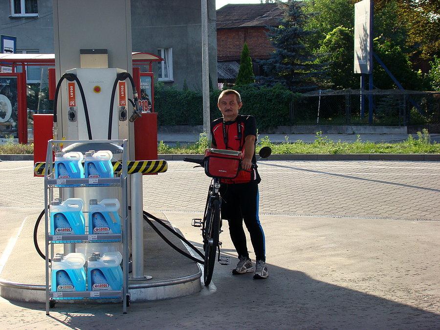 Po hot dogu trzeba zatankować