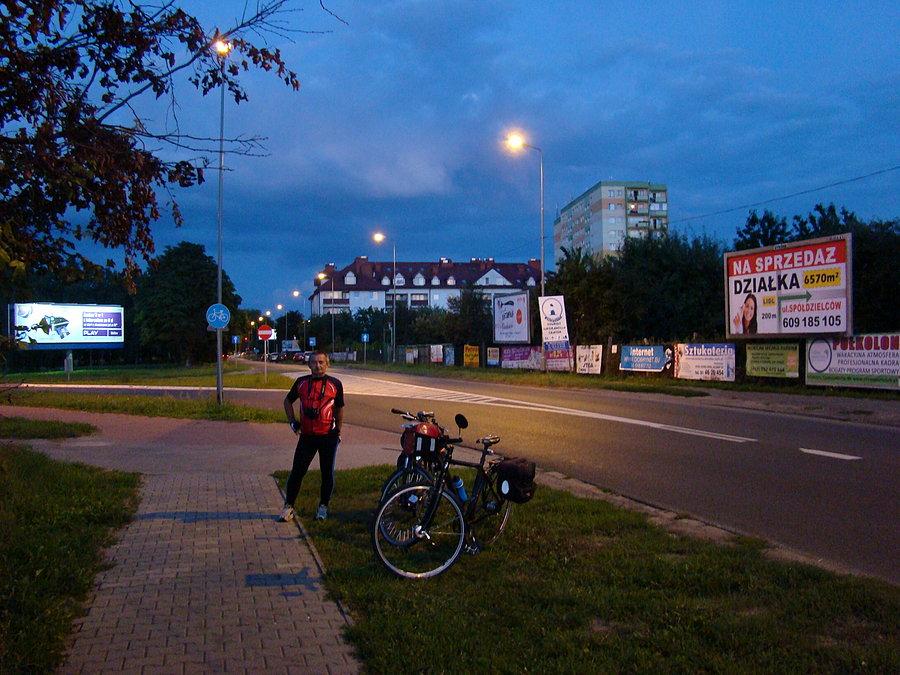 Kierujemy się na Bezrzecze. Powoli zapada noc