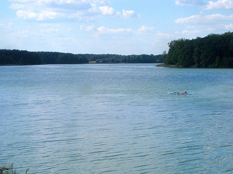 Jezioro Kowalskie - kajakarz