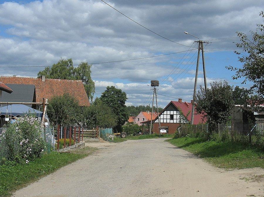 Komorowo koło Łukty