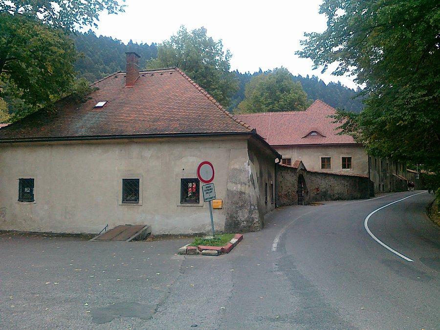 Czerwony Klasztor - zabudowania byłego klasztoru
