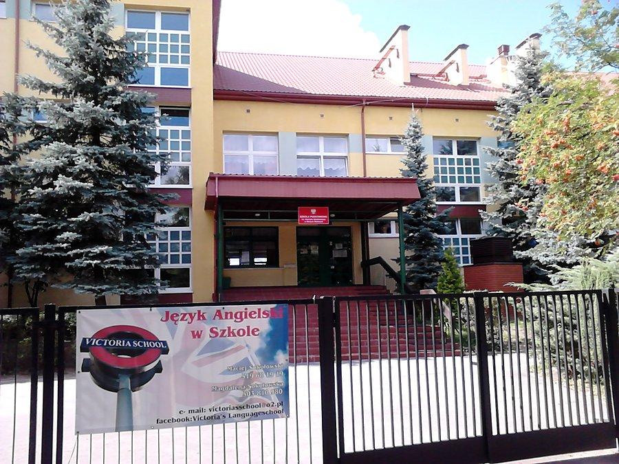 Szkoła Podstawowa w Starych Babicach