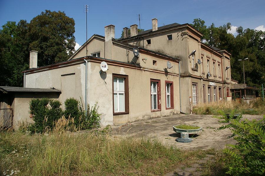 Nieczynny dworzec kolejowy w Sycowie