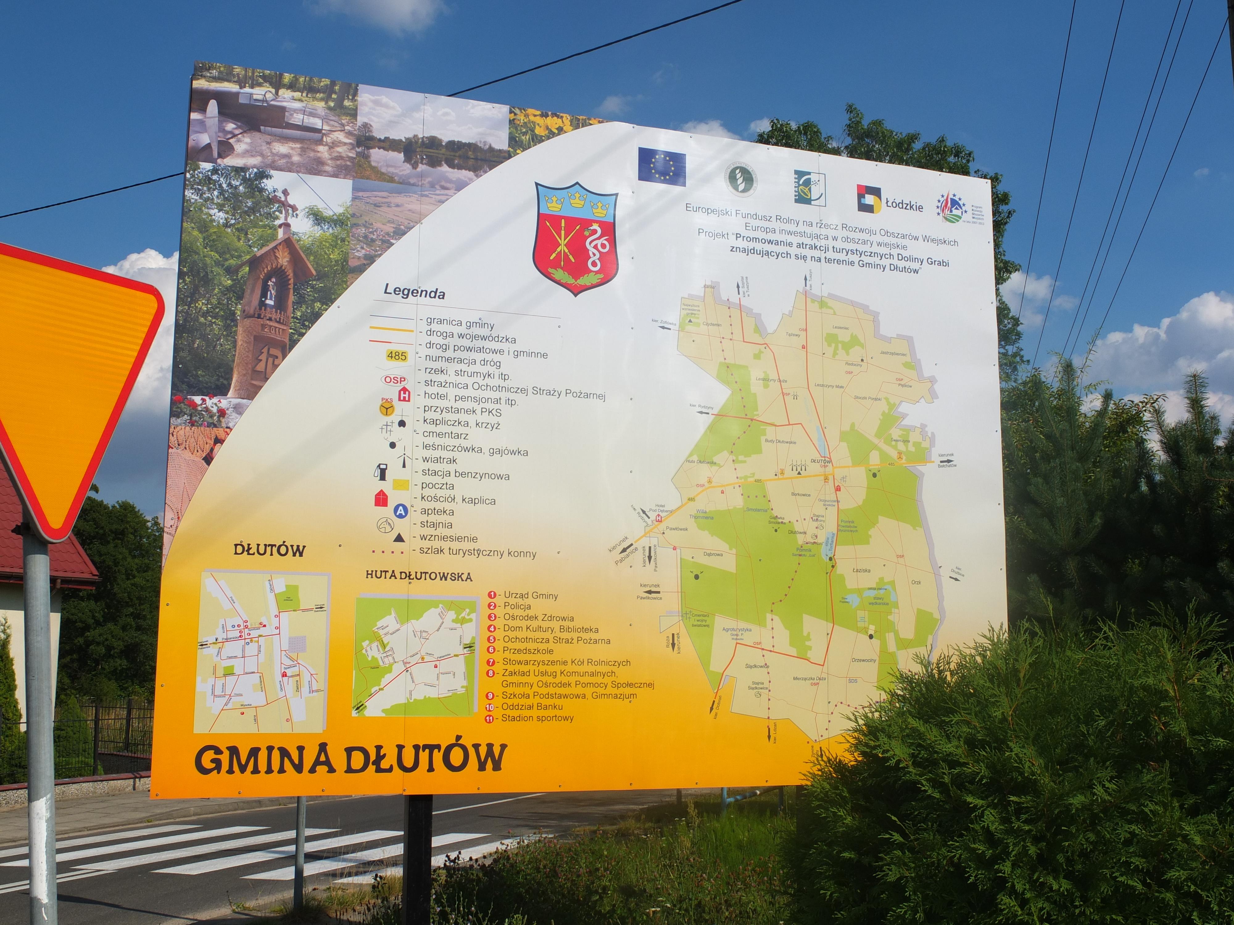 Tablica informacyjna gminy Dłutów