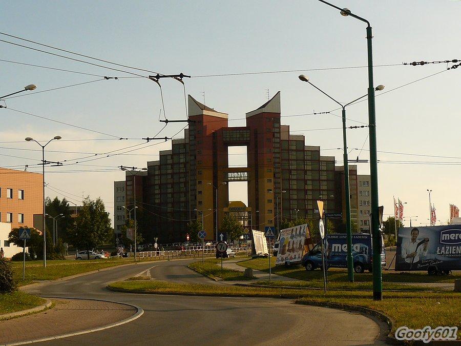 Brakuje tylko wielkiego ognistego oka :P