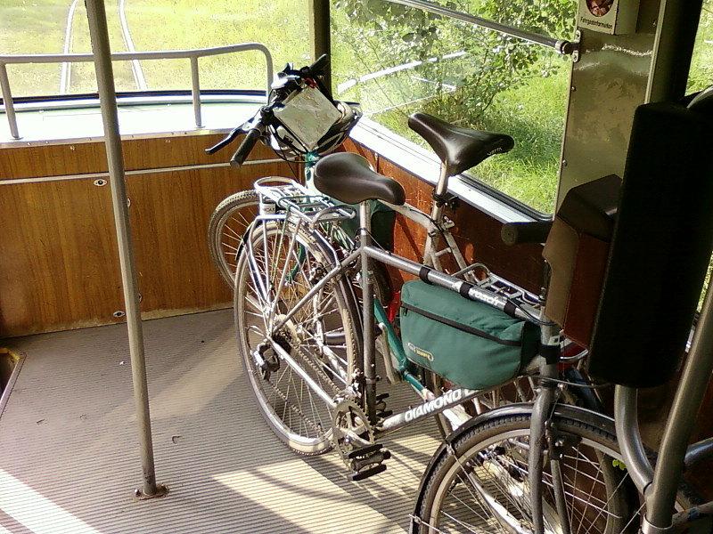 Rowery na końcu tramwaju