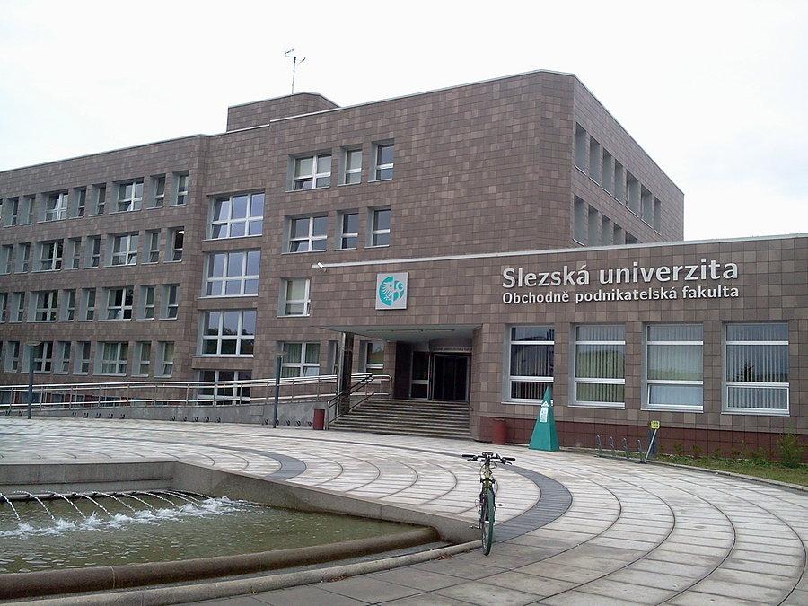 Karwina Uniwersytet