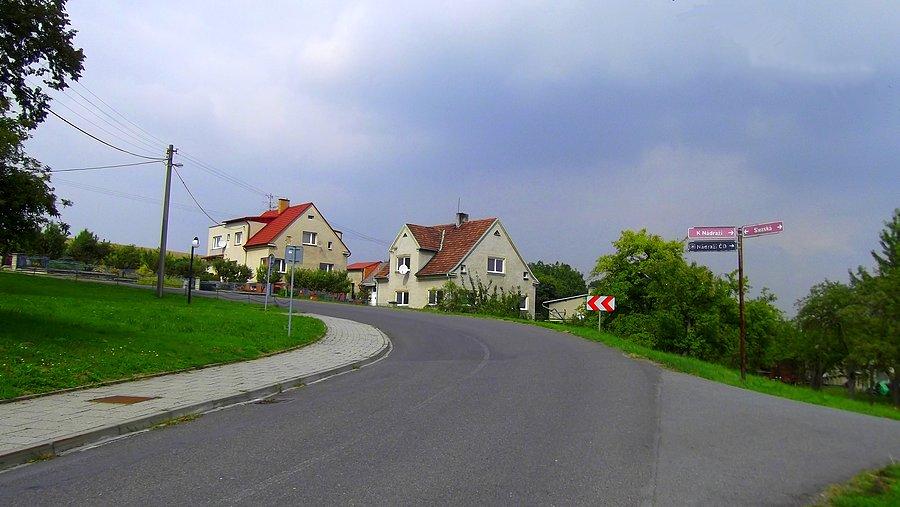 Jilešovice. Podjazd w kierunku Háj ve Slezsku