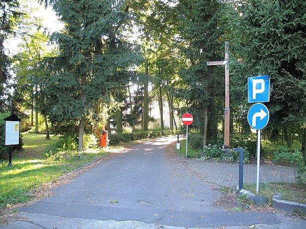 Walendów - otwarty wjazd na teren ośrodka