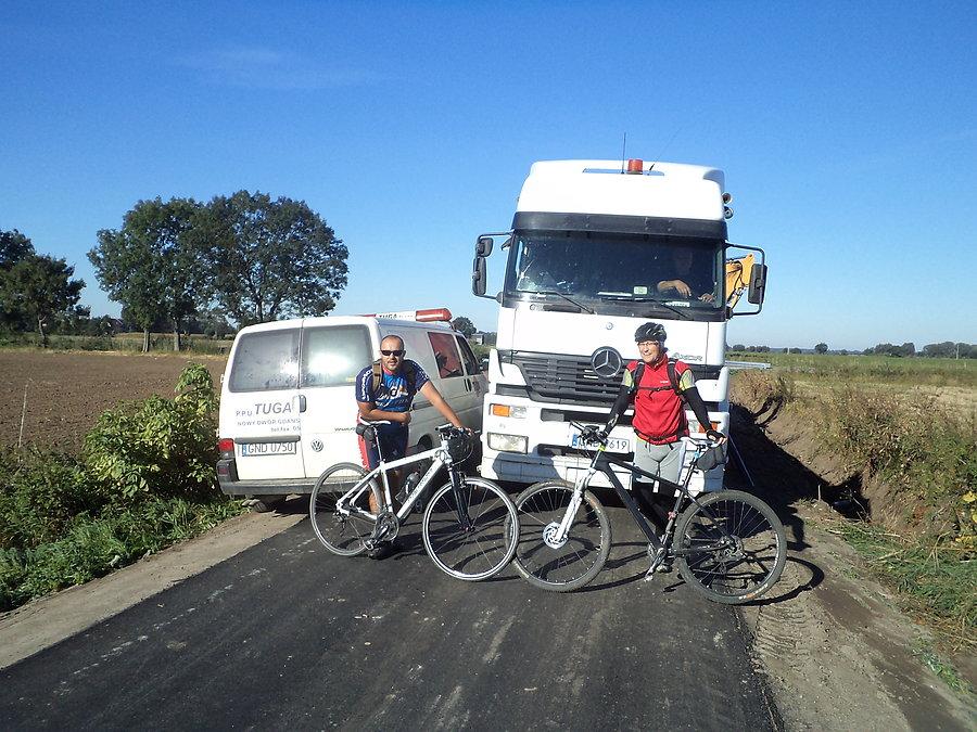 DareckiEB i Żądło blokują