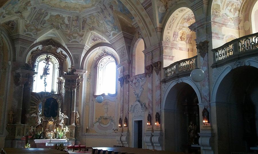 Wnetrze Kosciola, cvilin, krnov