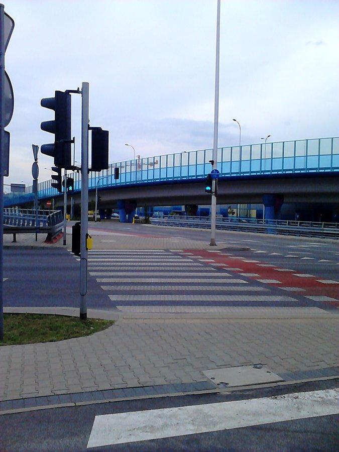 Dwupoziomowe skrzyzowanie z Łopuszańską
